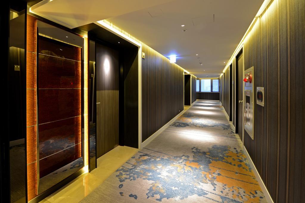 Staycation Offer - Twin Room  (Inclusive of Breakfast and Dinner for 2)