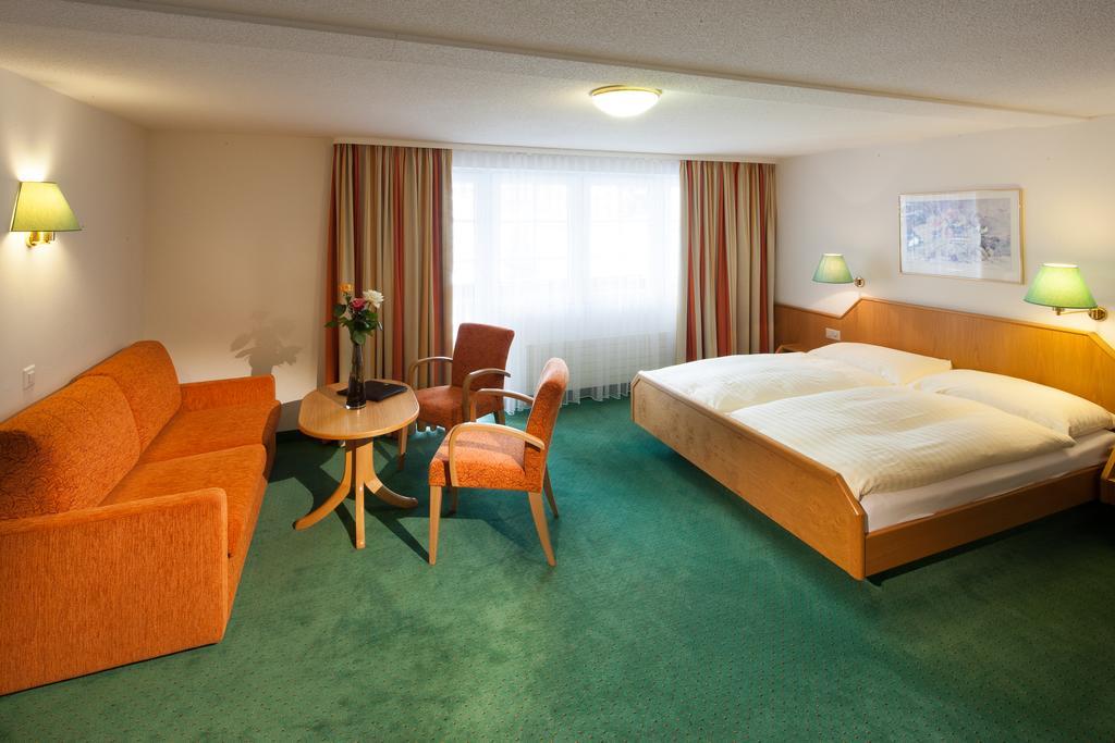 Deluxe Tweepersoonskamer met 2 Aparte Bedden