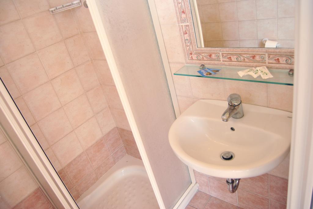 Double Room with Sea View,752450594:JPEG