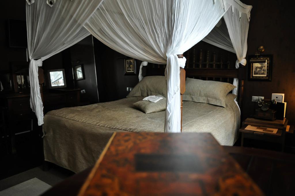 Special Offer - Deluxe Double Room,402465459:JPEG