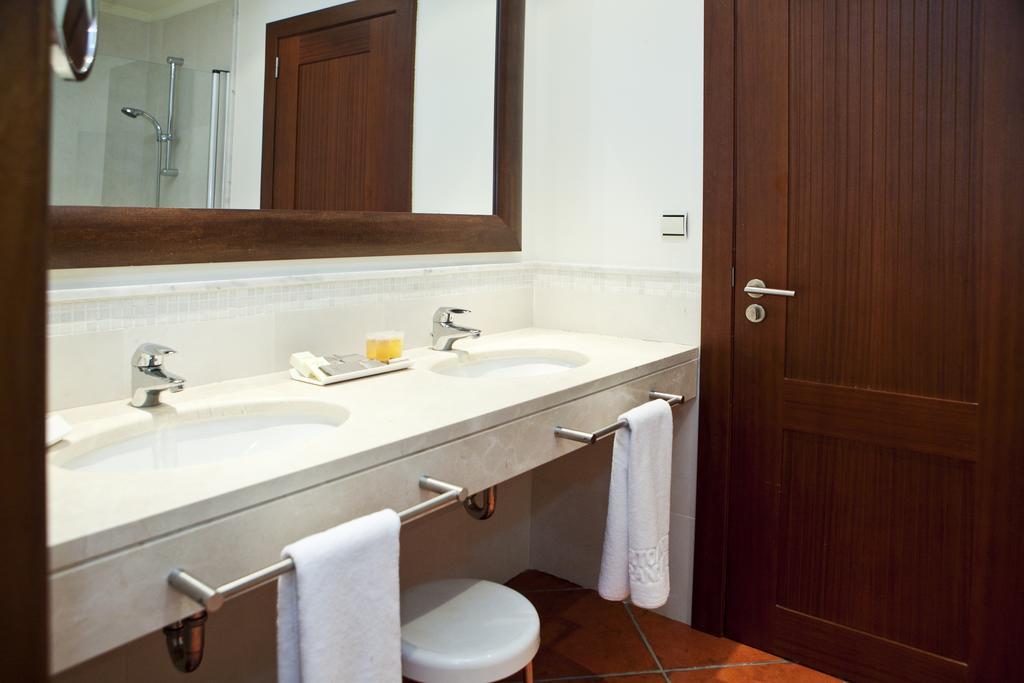 Double room sloping ceilings