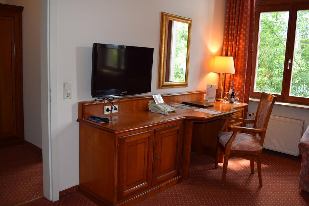 Single Room,439257132:JPEG