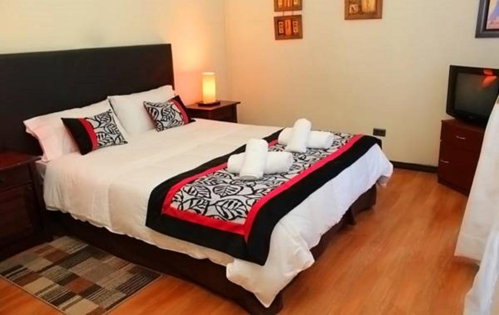 Large Single Room,440404029:JPEG
