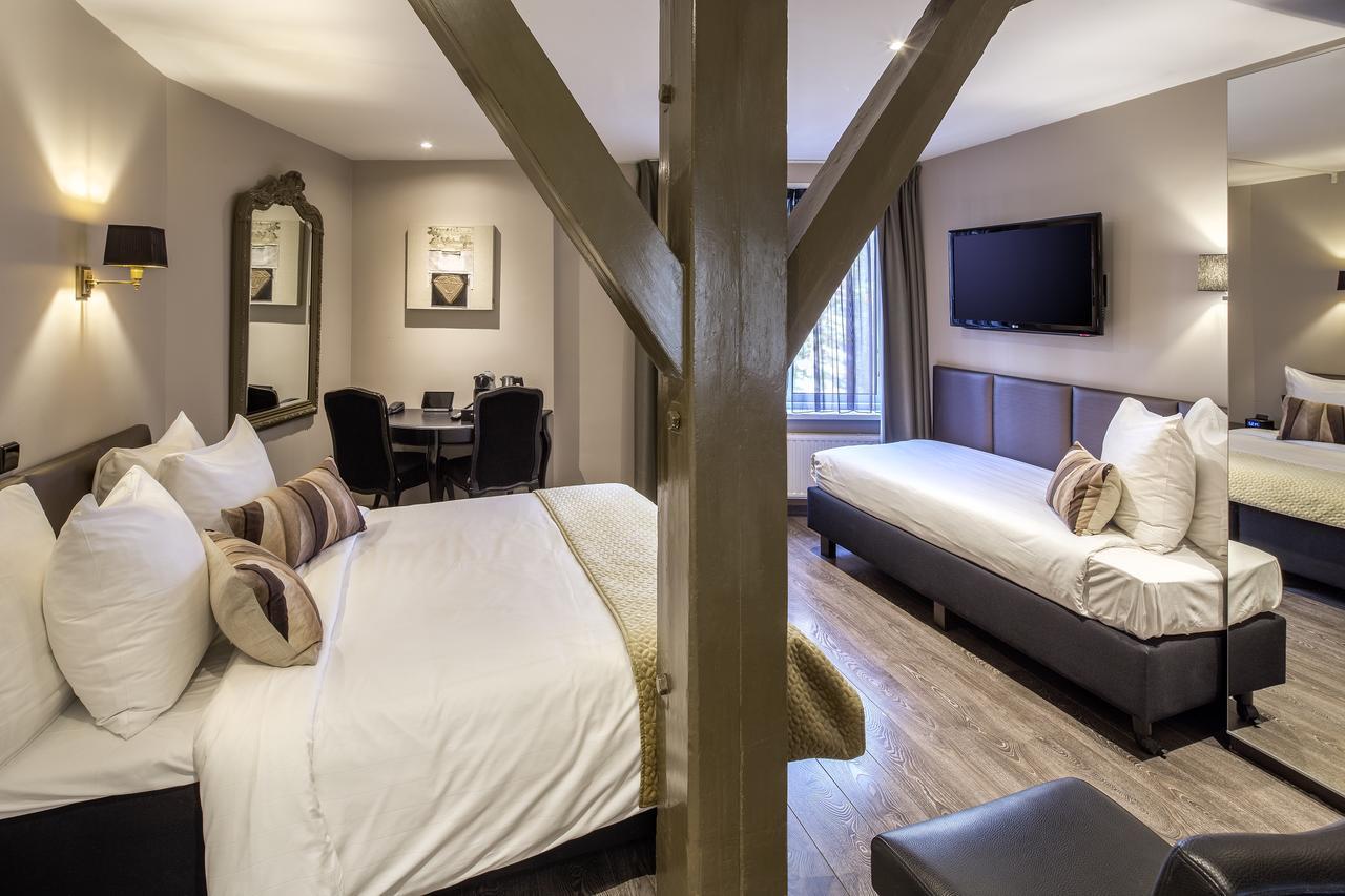 Triple three person room double bed single bed