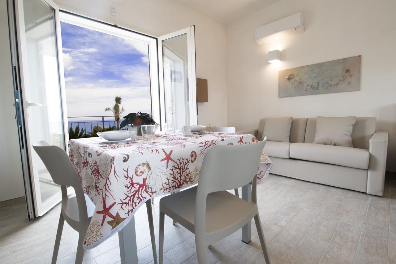 Double Room with Sea View,532608234:JPEG