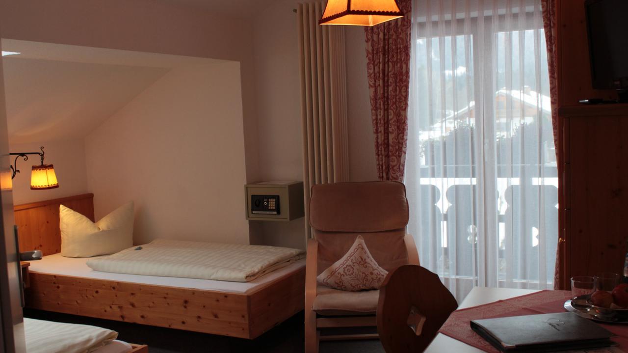 Standard Zweibettzimmer mit Bergblick