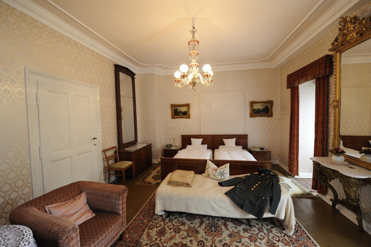 Original Elvis Room,600927435:JPEG