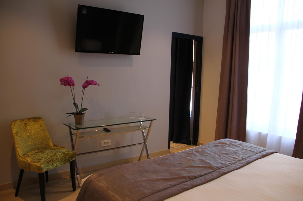 Tweepersoonskamer met 2 Aparte Bedden