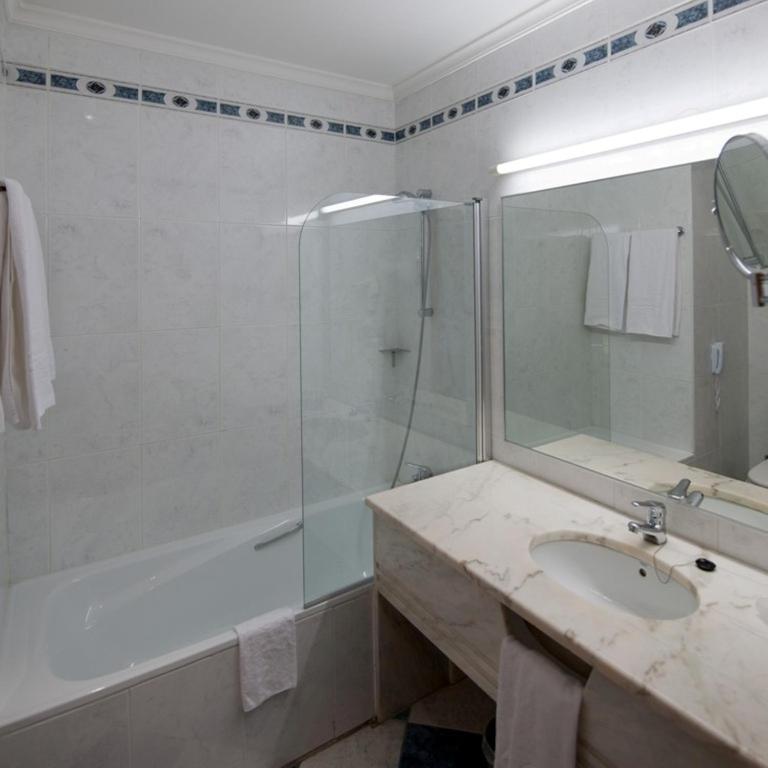 Twin Room Extra Bed