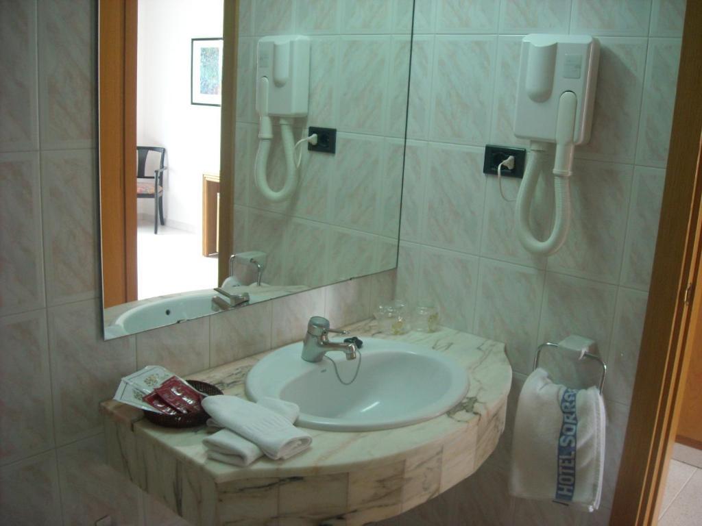 Chambre Triple (2 Adultes + 1 Enfant) - Vue sur Mer