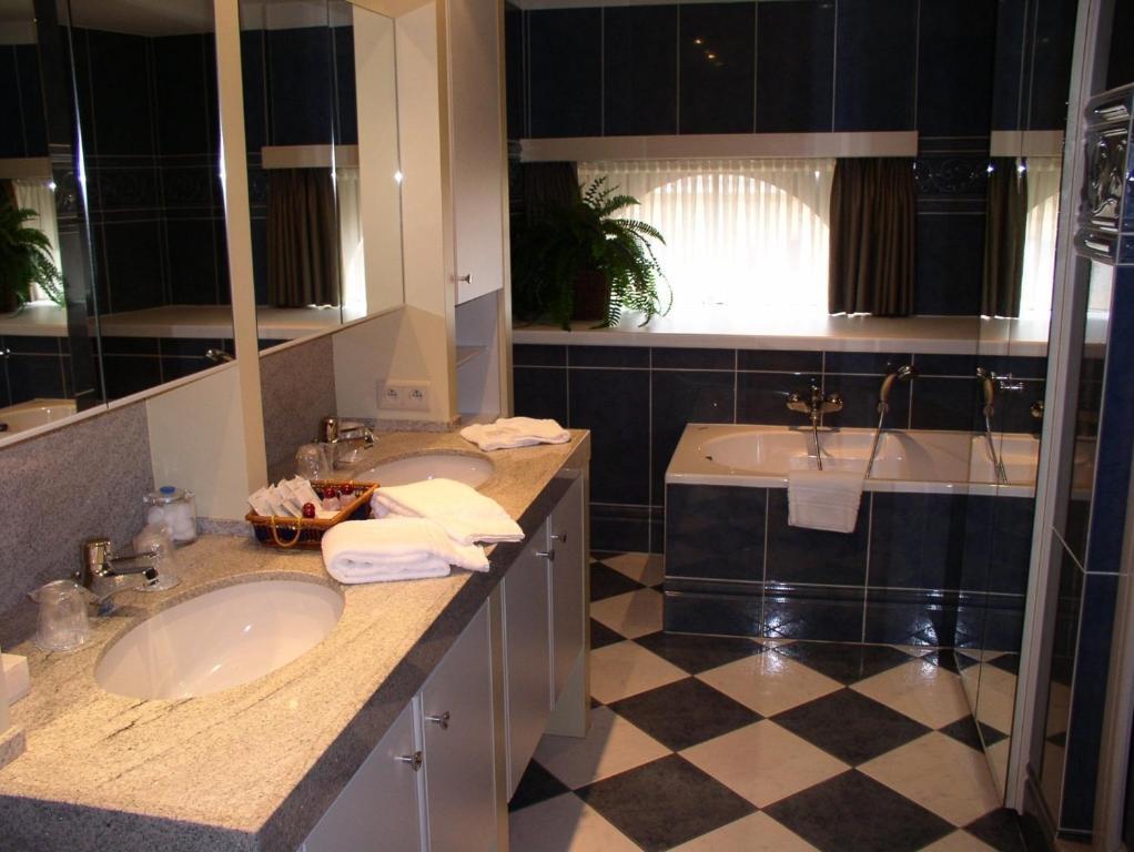 Grand Double Room