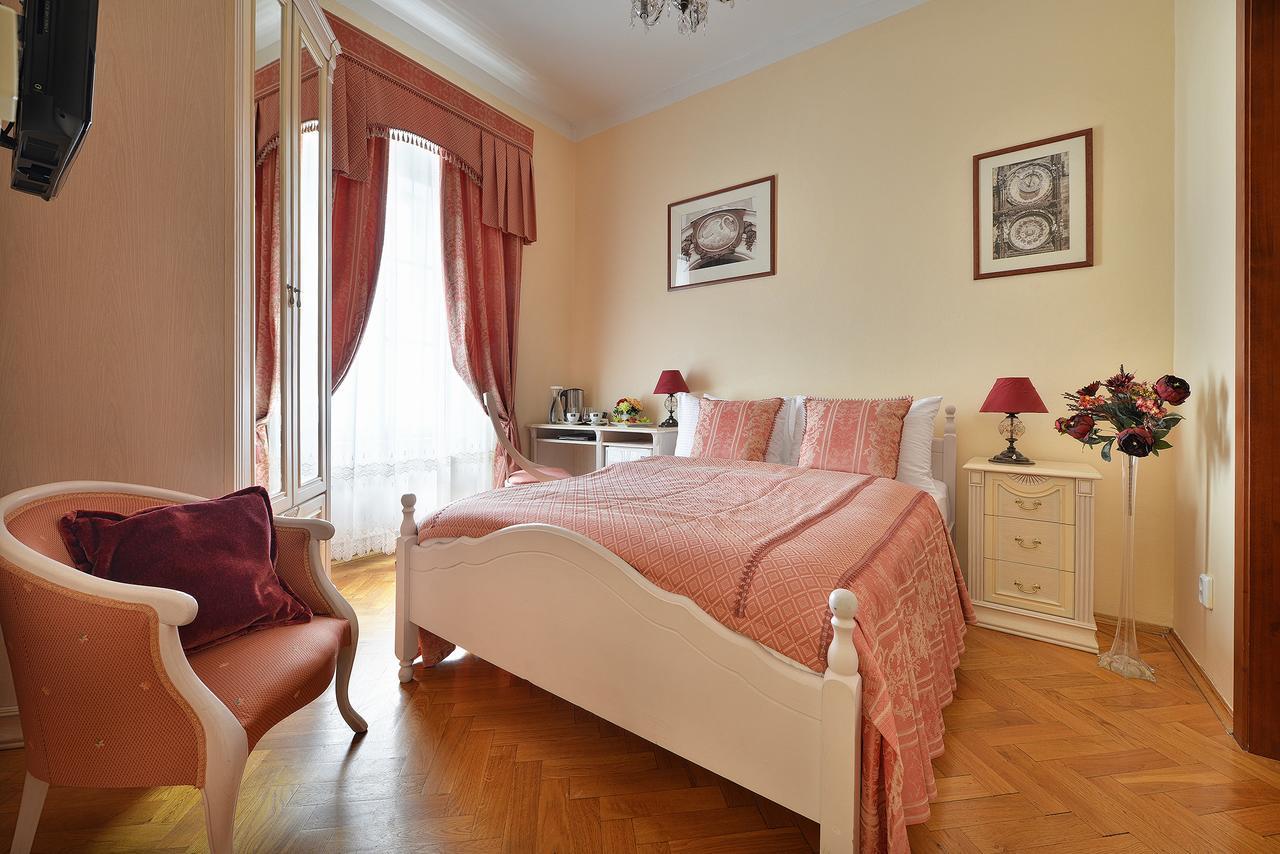 Habitación Doble Pequeña
