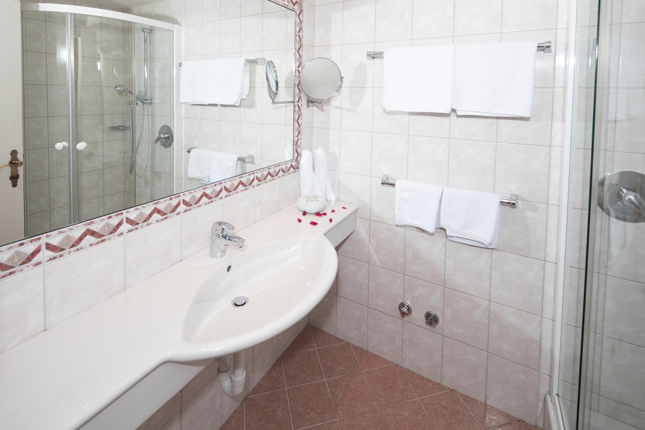 Double Room Mountain View