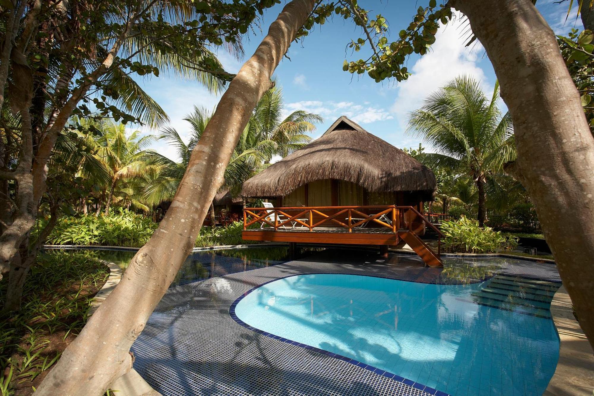 Bangalô com Acesso à Piscina