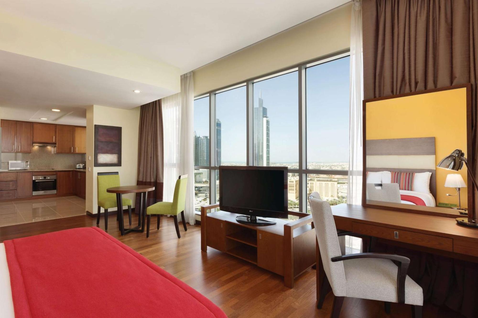 Premium Studio mit 2 Einzelbetten und Blick auf den Burj Khalifa / den Dubai Fountain – Nichtraucher, kostenloser Transfer zum Kite Beach, der Dubai Mall und dem U-Bahnhof
