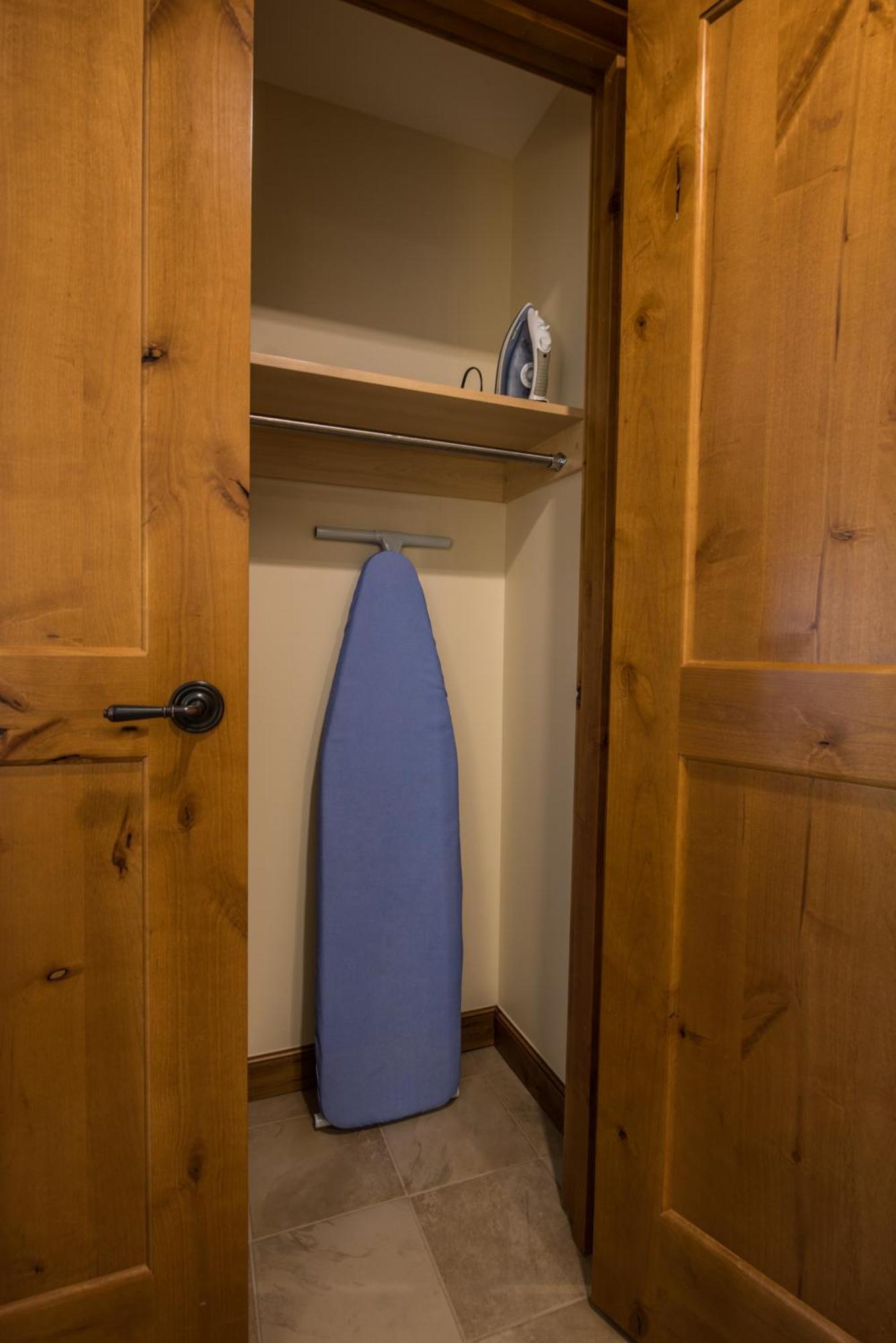 King Room,701939020:JPEG