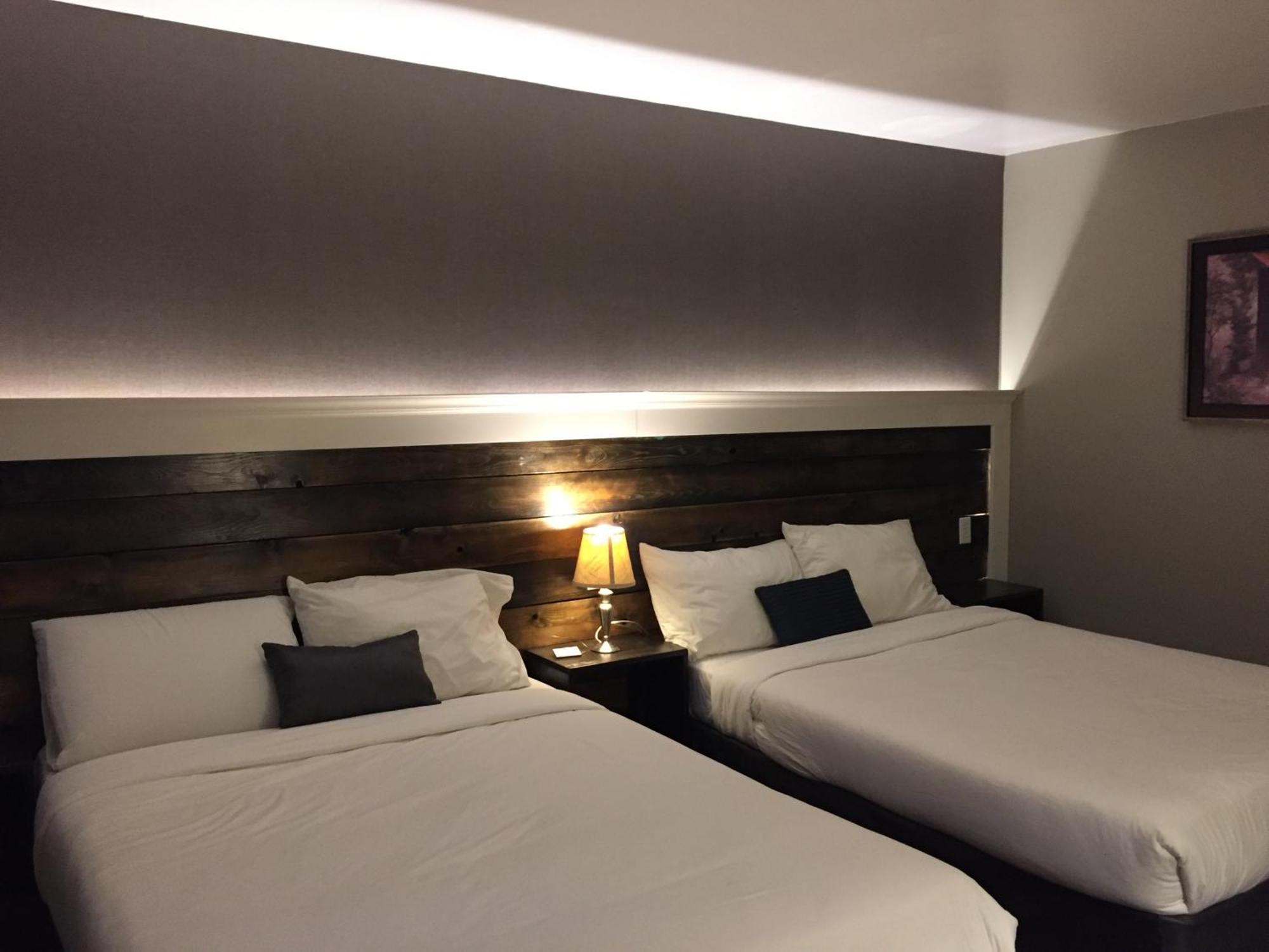 Twin Room,708975385:JPEG