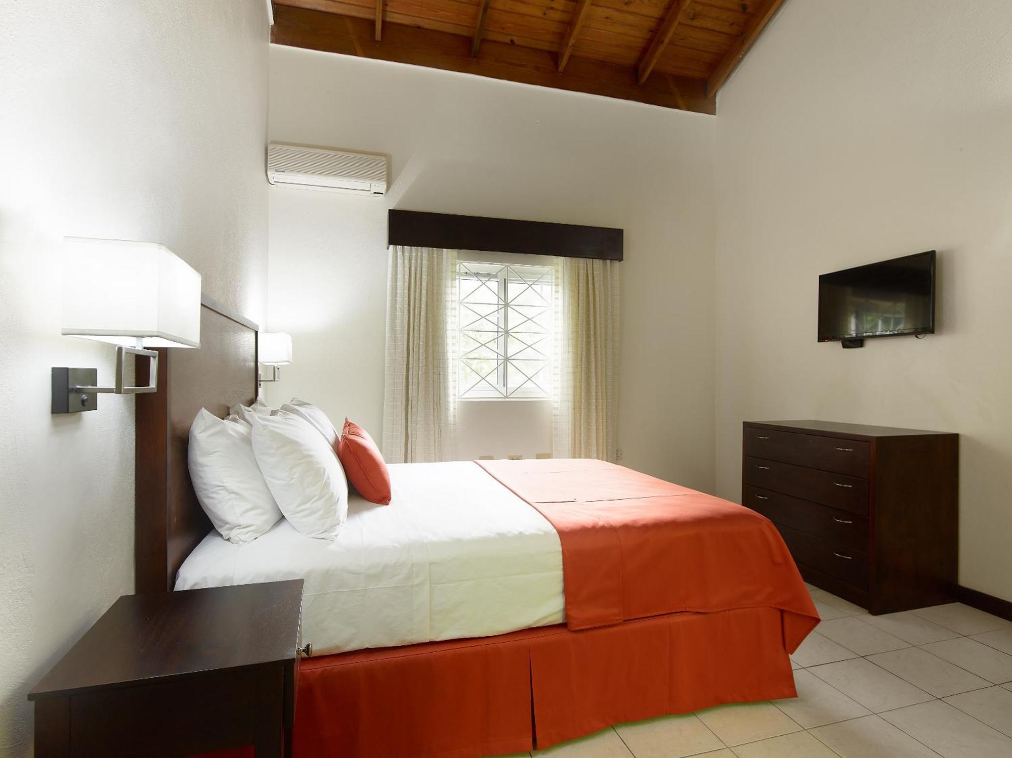 Queen Room,710637577:JPEG