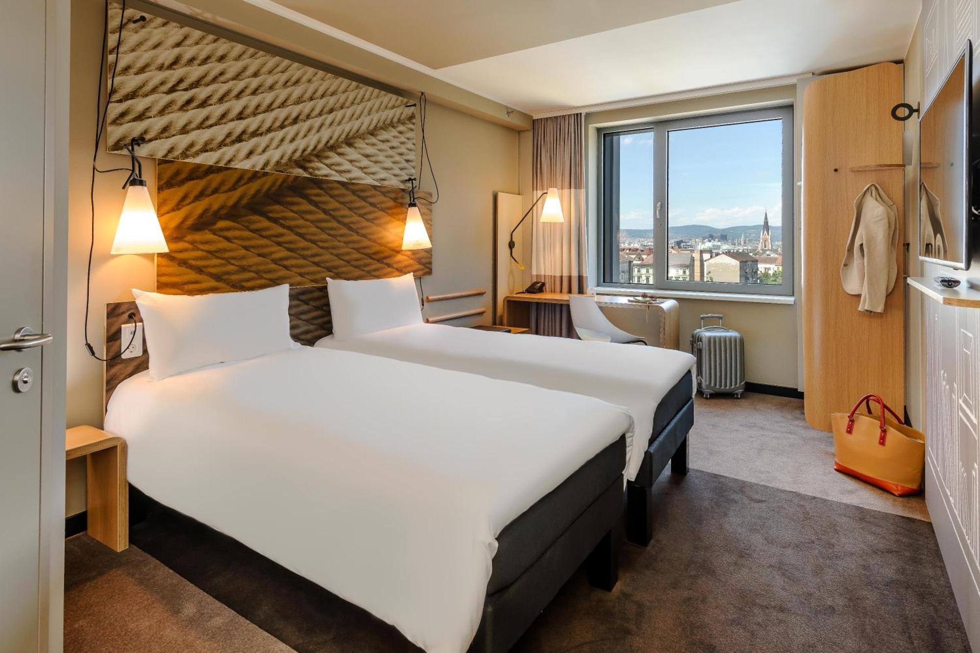 Quarto Standard com 2 Camas de Solteiro
