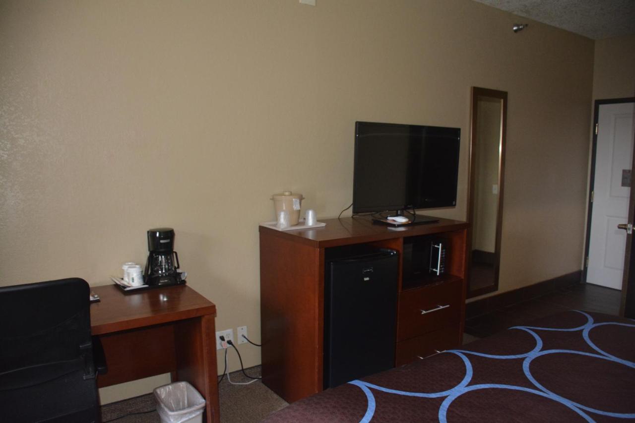 King Room - Mobility Access/Non-Smoking