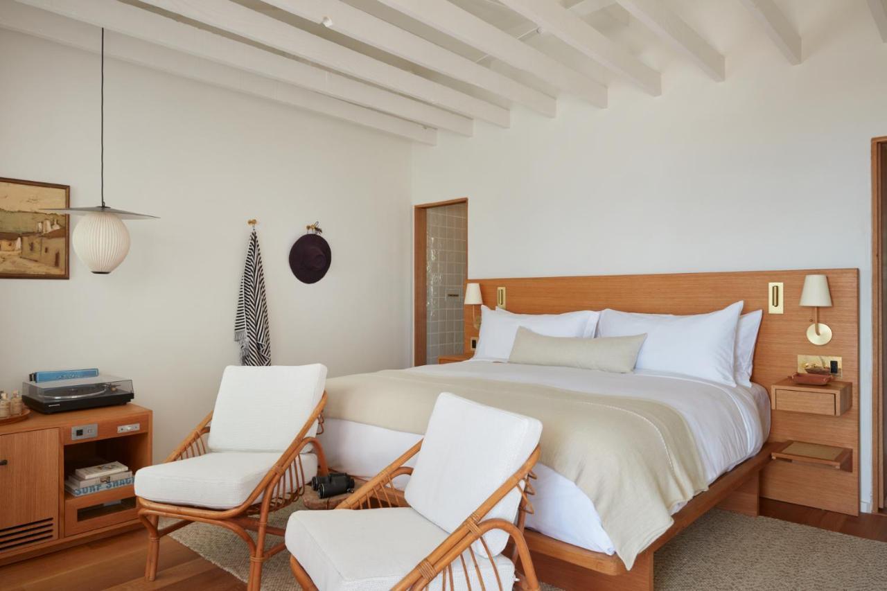 Deluxe Double Room with Sea View,725785294:JPEG