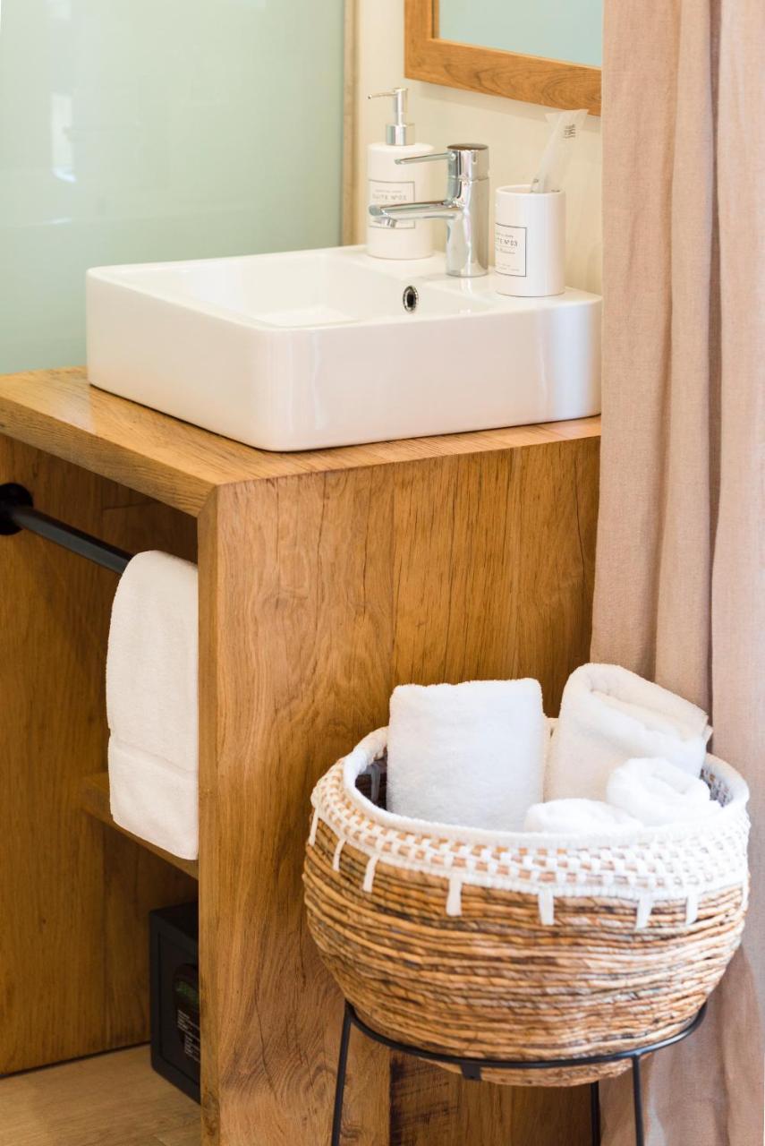 Twin Room,1697874887:JPEG