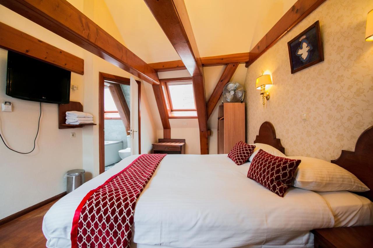 Double or Twin Comfort Room