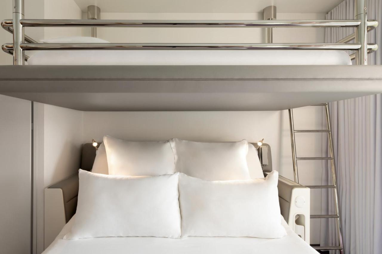 Premium Queen with One Bunk,1217093713:JPEG