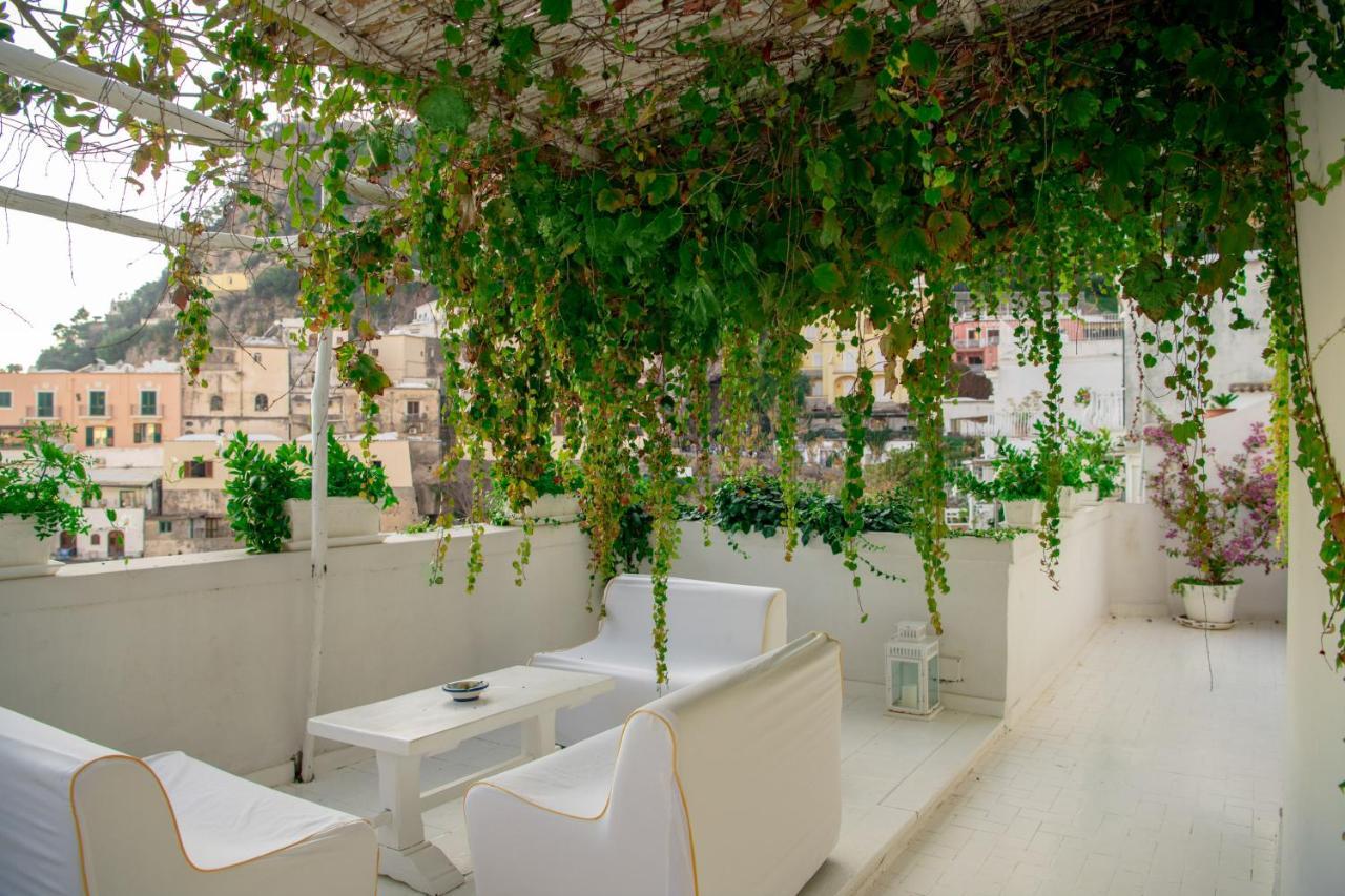 Appartamento con Terrazza e Vista Mare