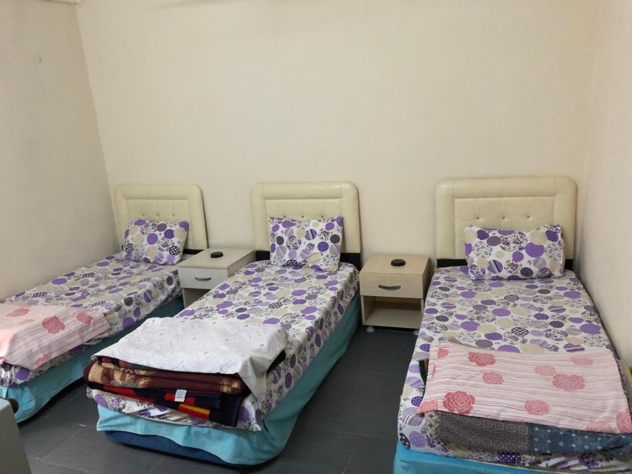 Economy Triple Room with Shared Bathroom