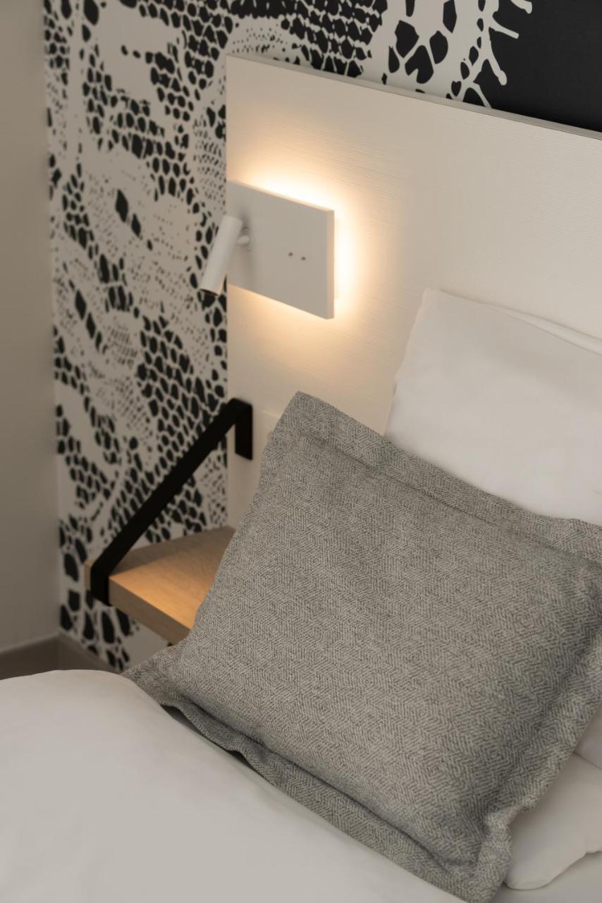 Double Room Bath