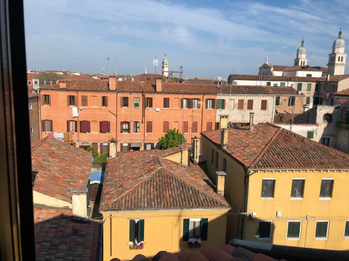 Apartamento con 1 dormitorio - Anexo
