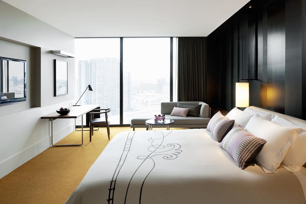 Habitación Doble Deluxe con vistas a la ciudad y cama extragrande