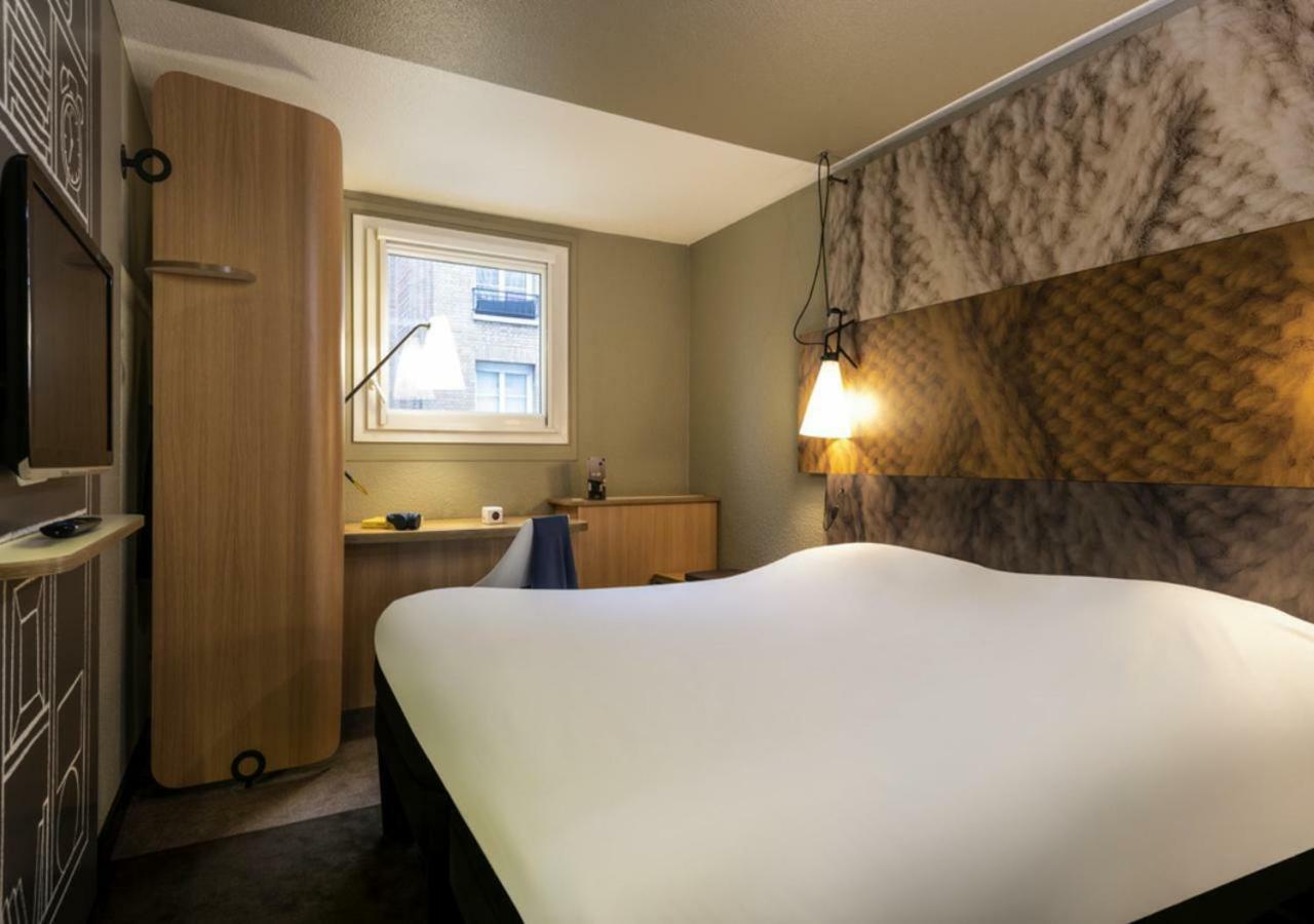 Standard Room with One Double Bed and One Single Bed,1704961955:JPEG