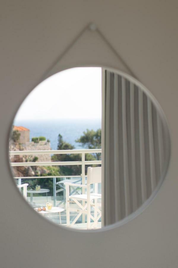 Junior Suite met Balkon en Uitzicht op Zee