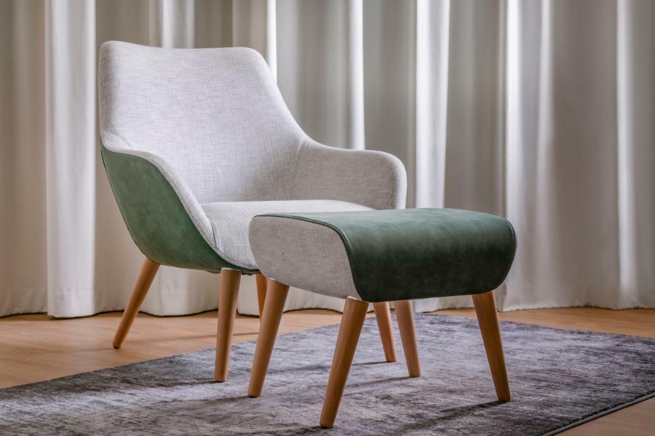 Executive Room,1357480433:JPEG