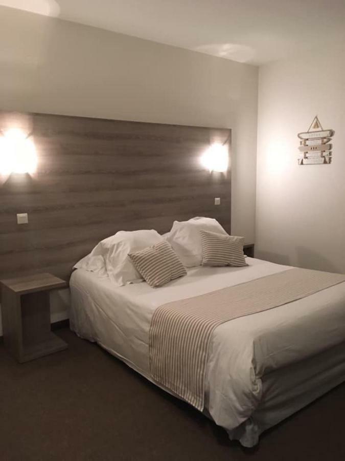 Double Room,813335685:JPEG