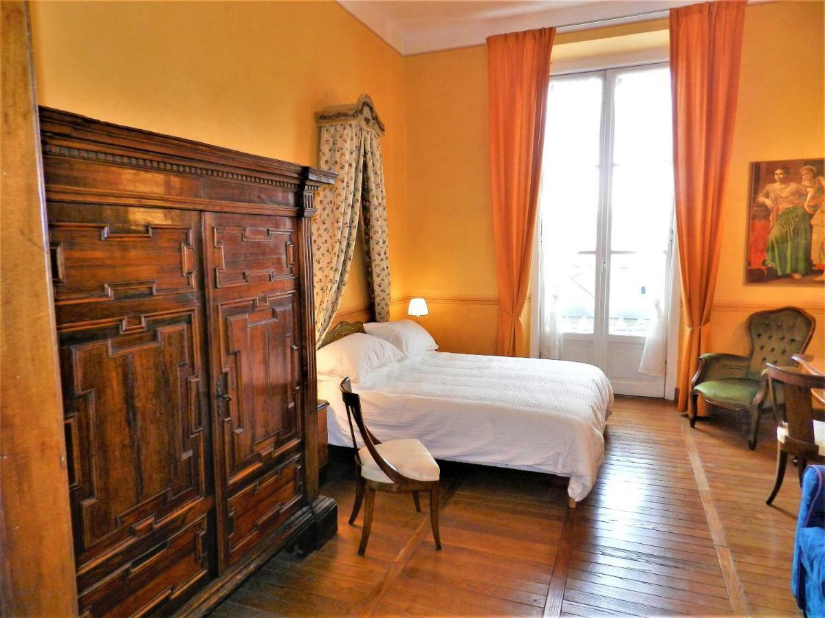 Double Room Private External Bathroom
