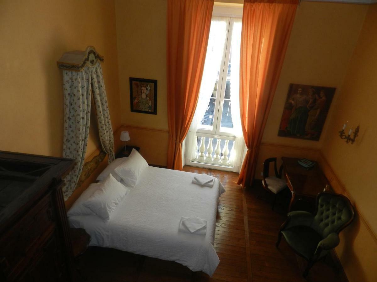 Double Room Private External Bathroom