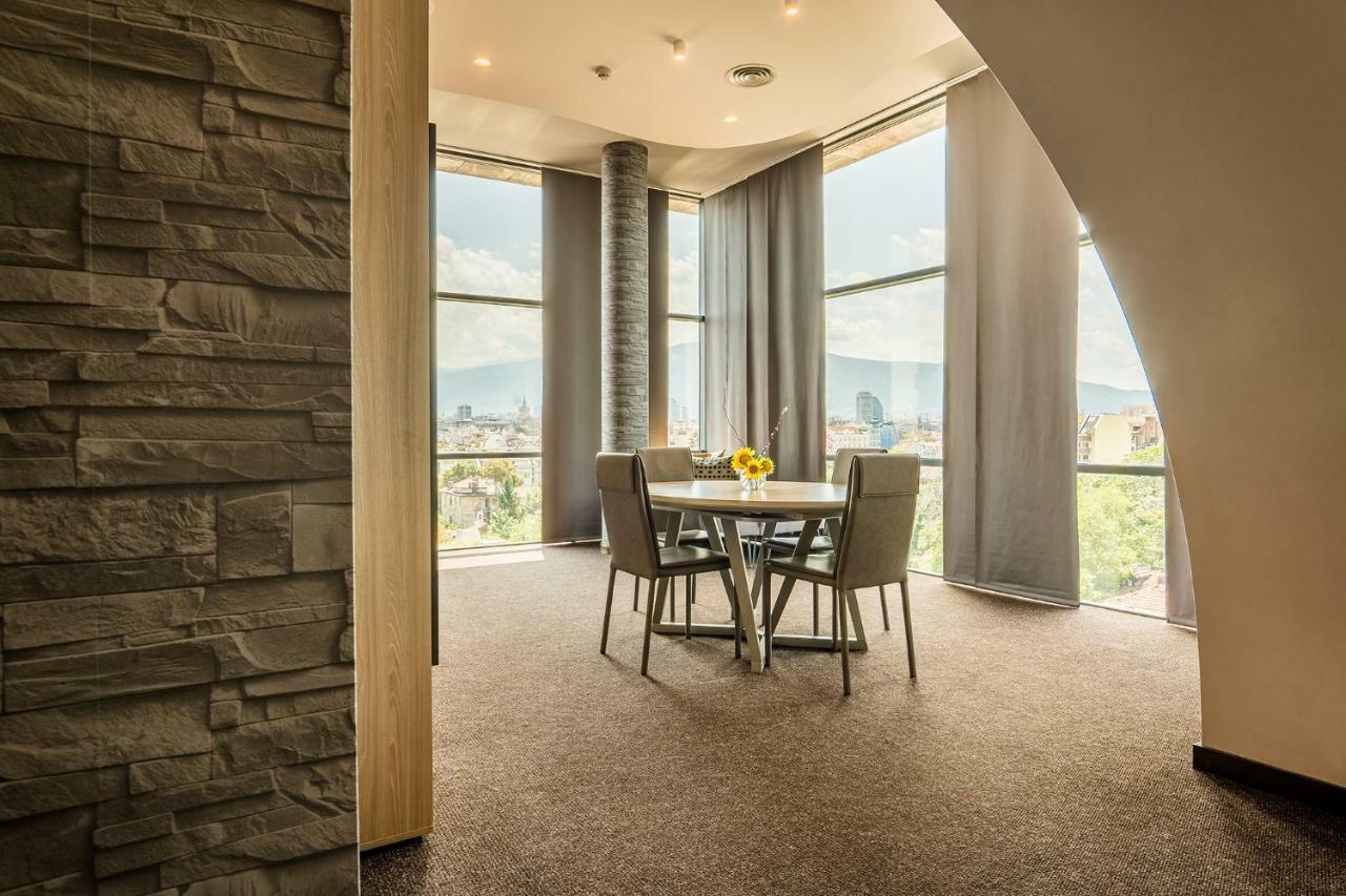 Penthouse Apartment