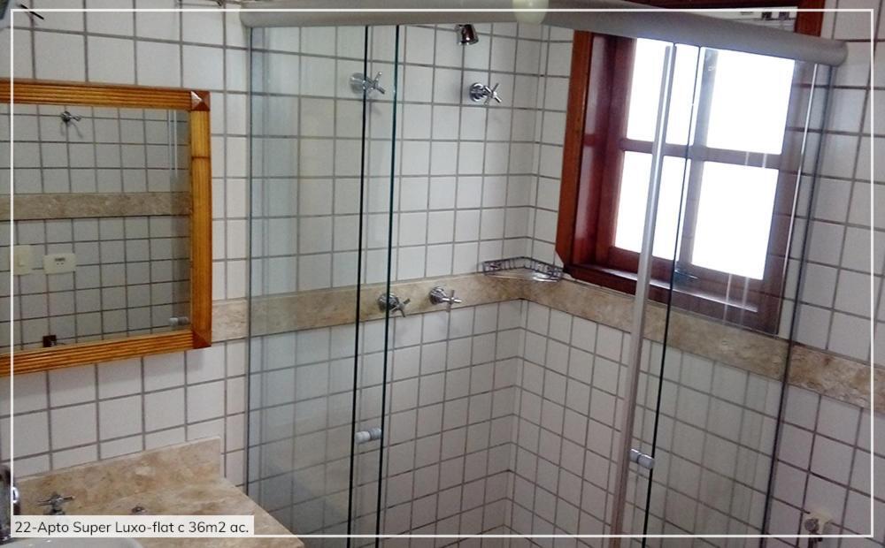 Deluxe,943639348:JPEG