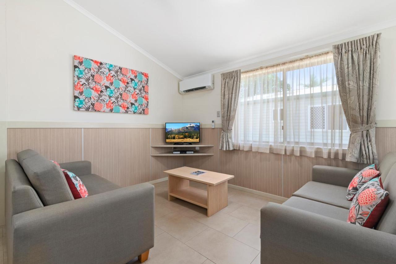 Family Three-Bedroom Villa - Tropical,958032808:JPEG