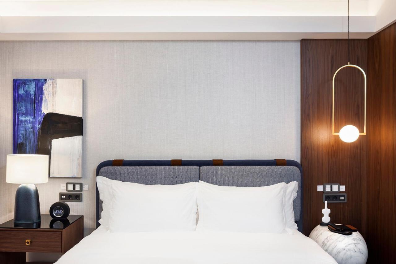 Classic Queen Room,1284792637:JPEG