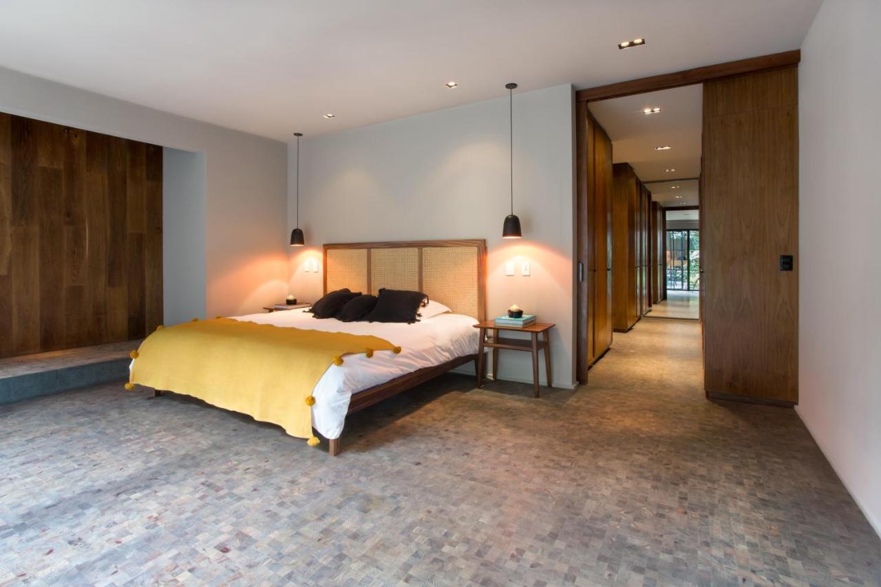 Quarto Duplo Deluxe (2 Adultos + 1 Criança)