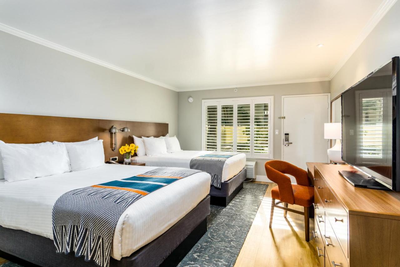 Happy Camper 2 Queen,1023165130:JPEG