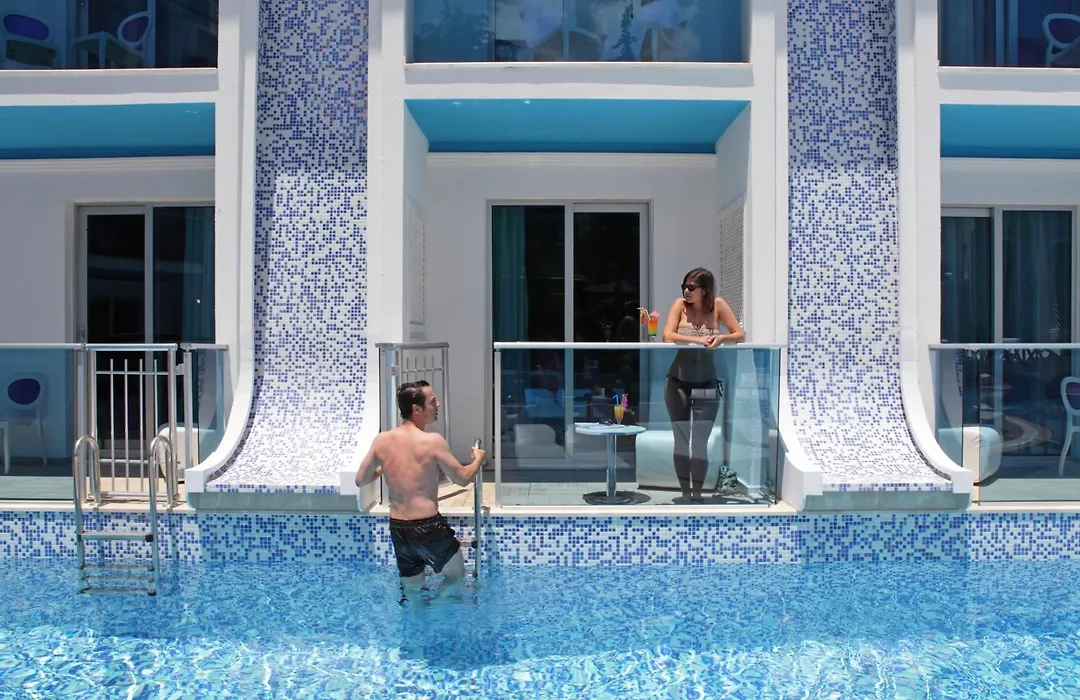 Ocean Blue High Class Hotel & Spa-1