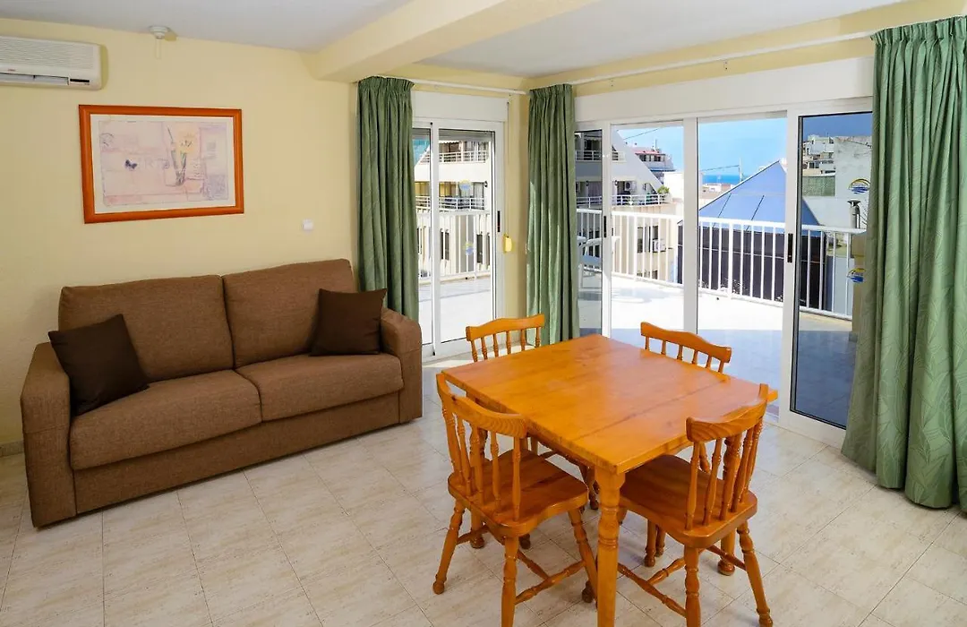 Apartamentos Avenida-1