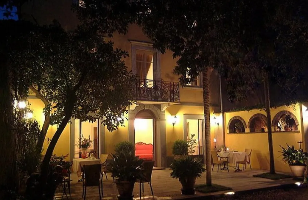 Villa Lombardi-1