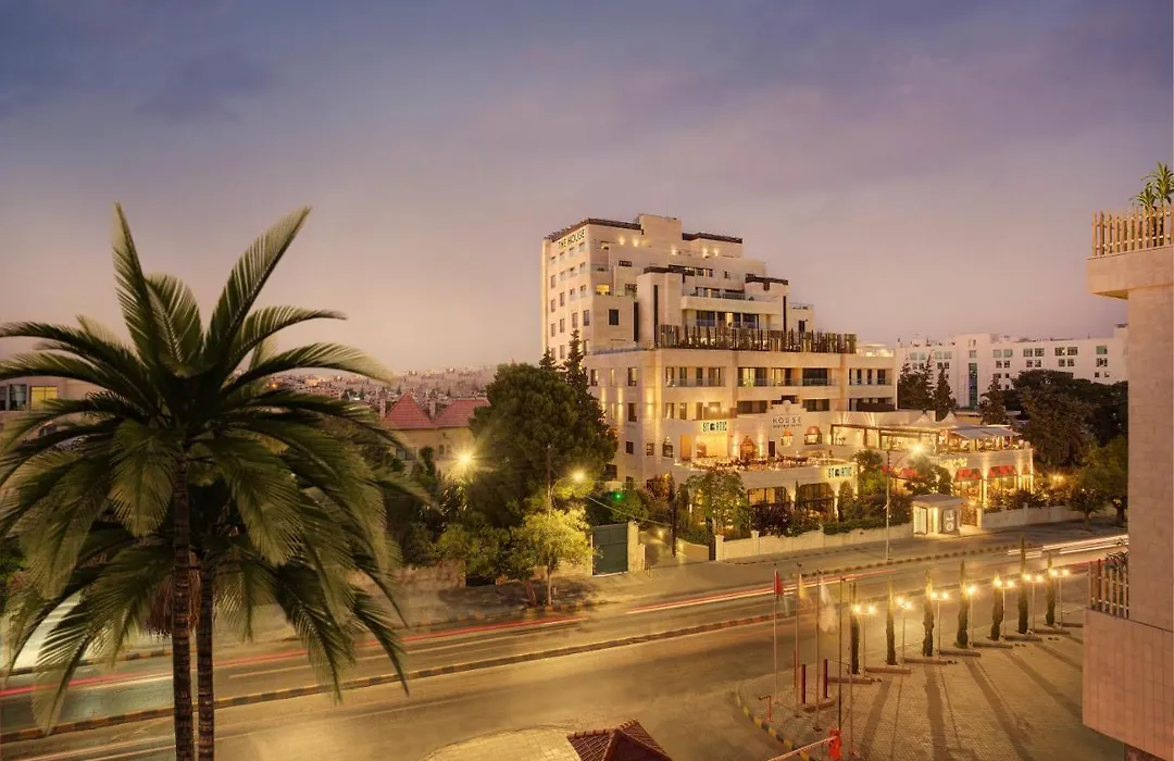 The House Boutique Suites-1