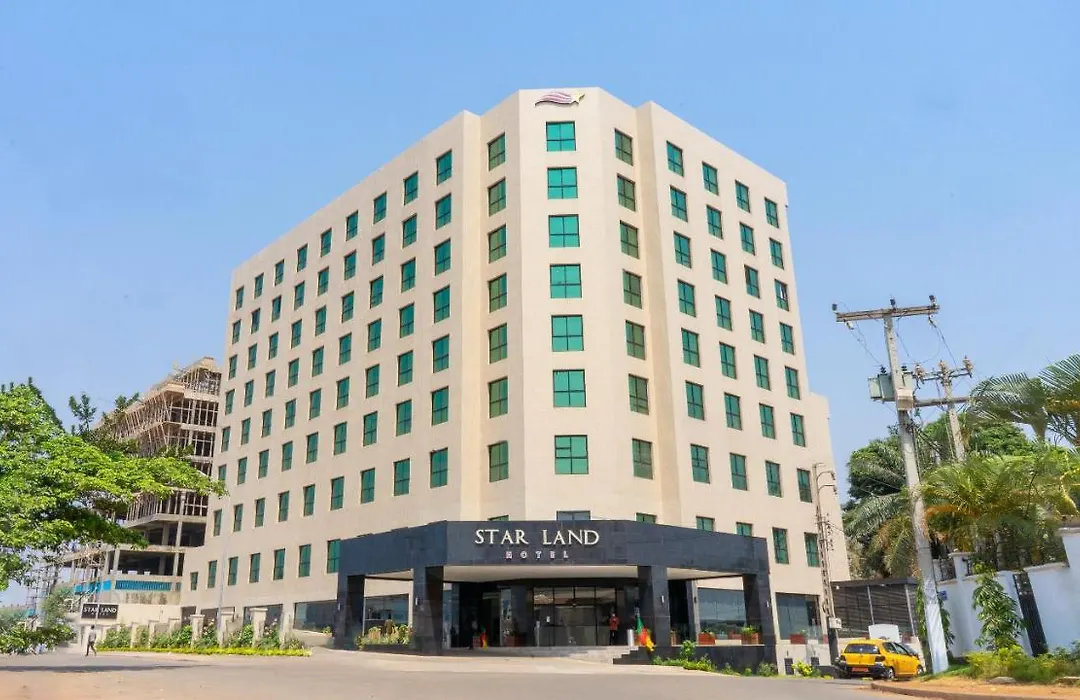Star Land Hotel Bastos-1